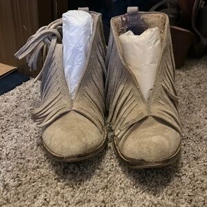 Fringe tan booties